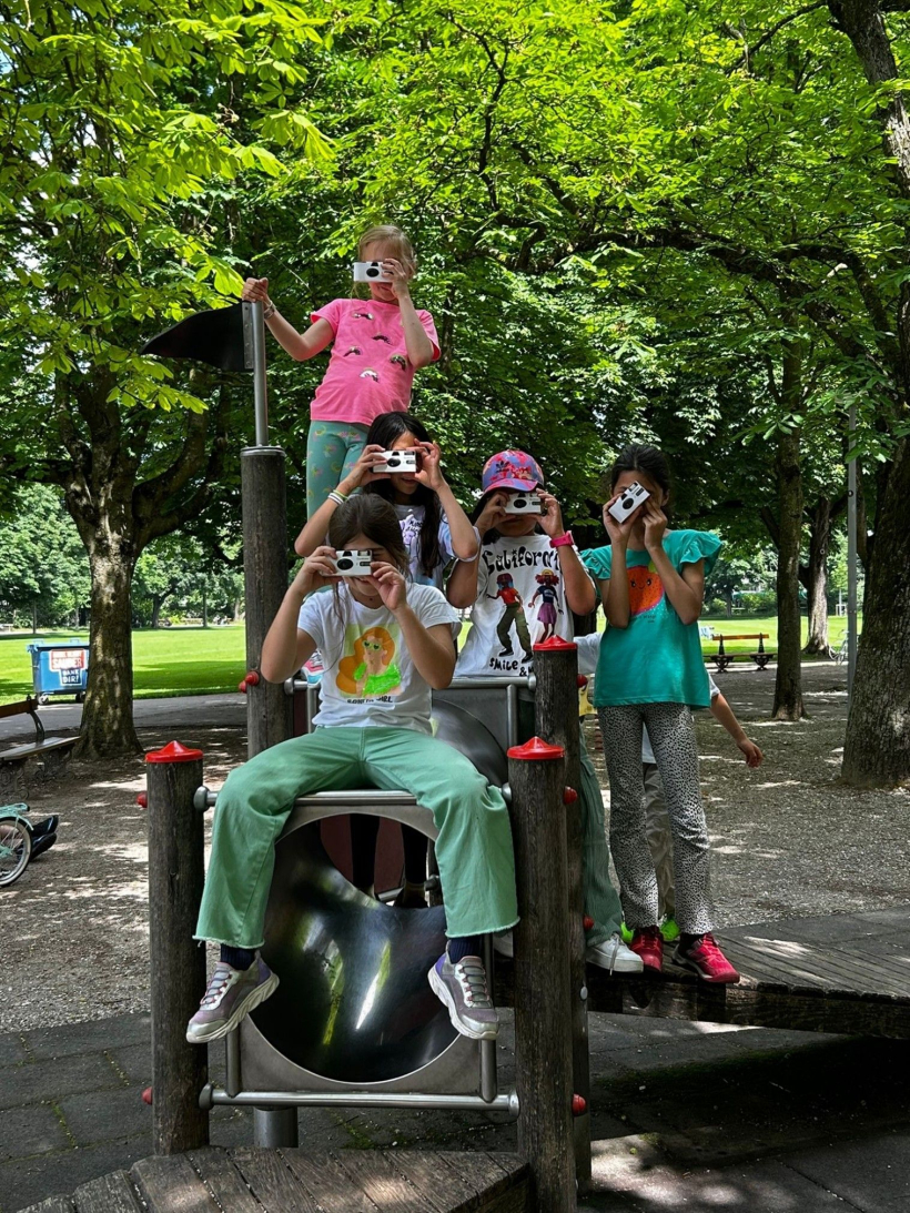 Spielende Kinder